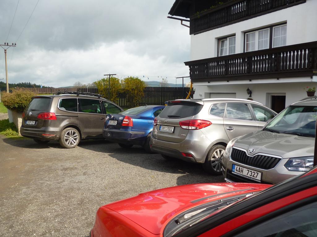 Pension Pugner Vysoke nad Jizerou Exterior photo