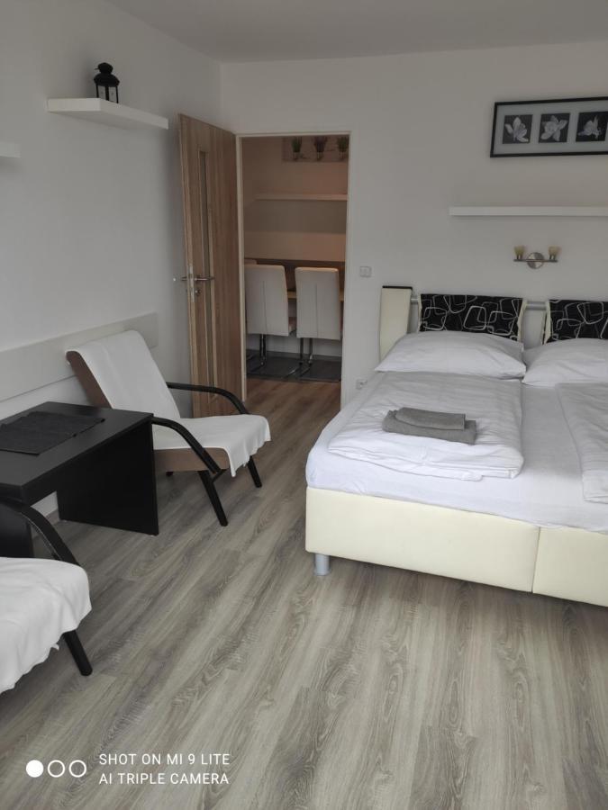 Pension Pugner Vysoke nad Jizerou Exterior photo