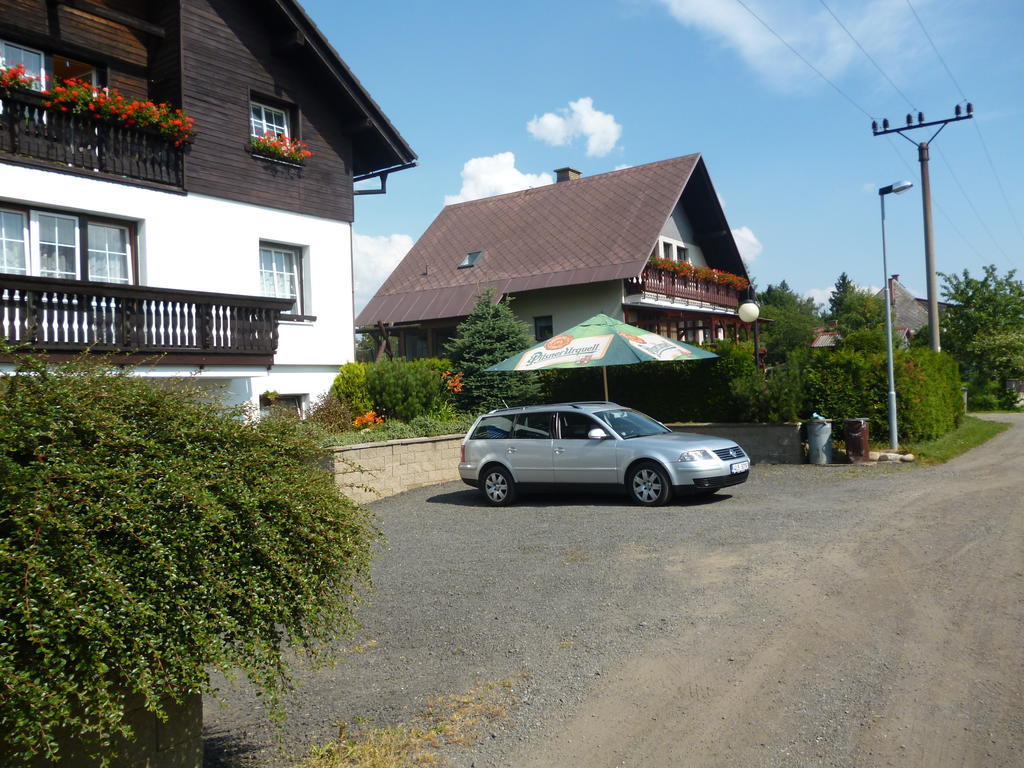 Pension Pugner Vysoke nad Jizerou Exterior photo