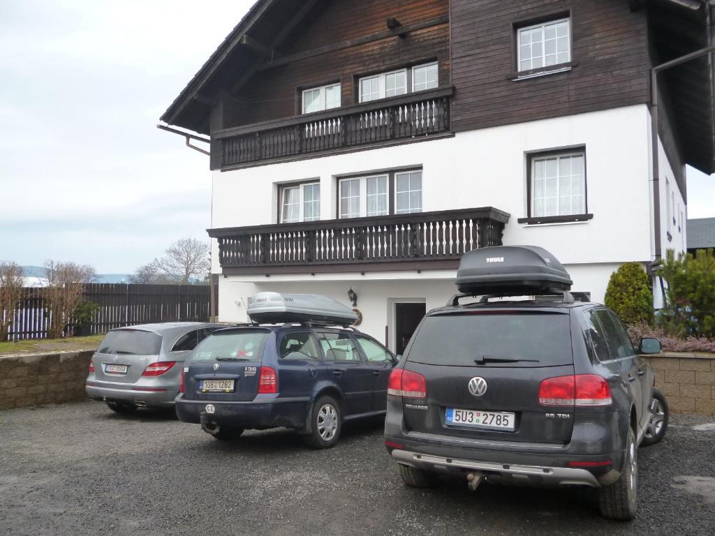 Pension Pugner Vysoke nad Jizerou Exterior photo