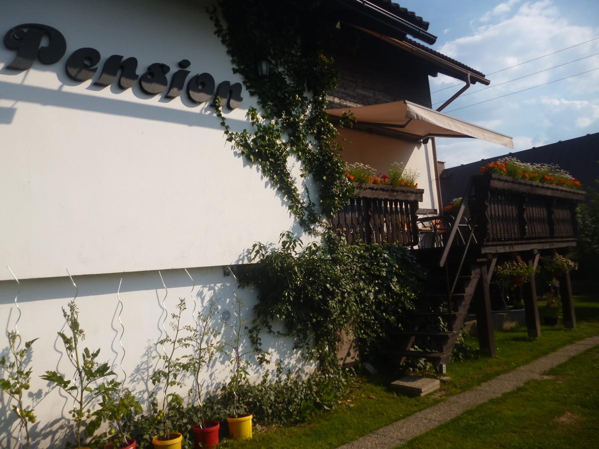 Pension Pugner Vysoke nad Jizerou Exterior photo